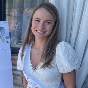 Meet your Posher, Ala